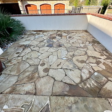 Professional-Softwashing-of-a-Stucco-Home-and-Sandstone-Walkway-Patio 5